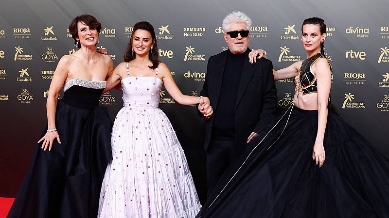 Premios Goya 2022 | Los vestidos y trajes que han arrasado: Penélope Cruz, Cate Blanchett y más