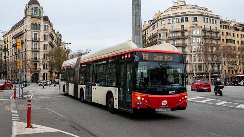 Els conductors d'autobusos de la TMB a Barcelona, en vaga