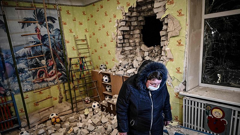 Ucrania y los separatistas del Donbás se acusan mutuamente de violar el alto el fuego en el este del país