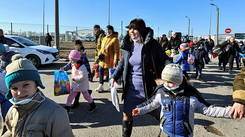Rusia afirma que ya ha recibido más de 60.000 refugiados desde el este de Ucrania