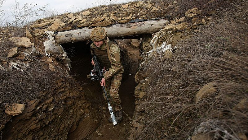 El Senado ruso aprueba el envío de tropas a Donetsk y Lugansk tras la petición de Putin