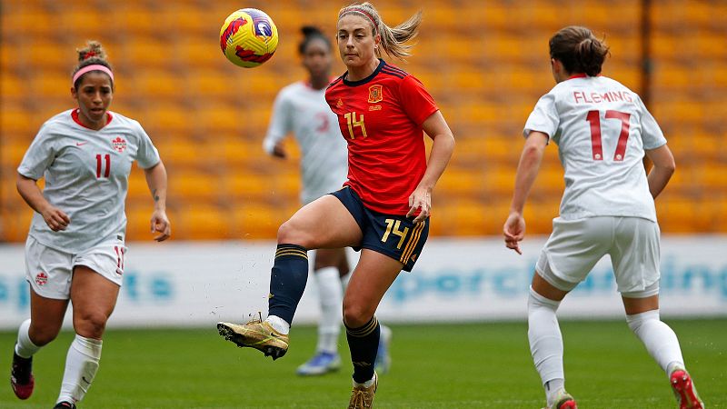 España cierra con victoria la Arnold Clark Cup ante Canadá