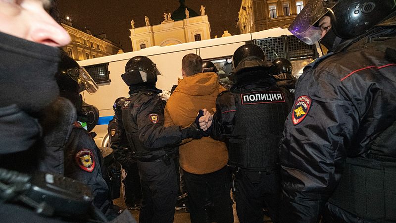 Detenidas más de 500 personas en Rusia en la segunda jornada de protestas contra la invasión de Ucrania