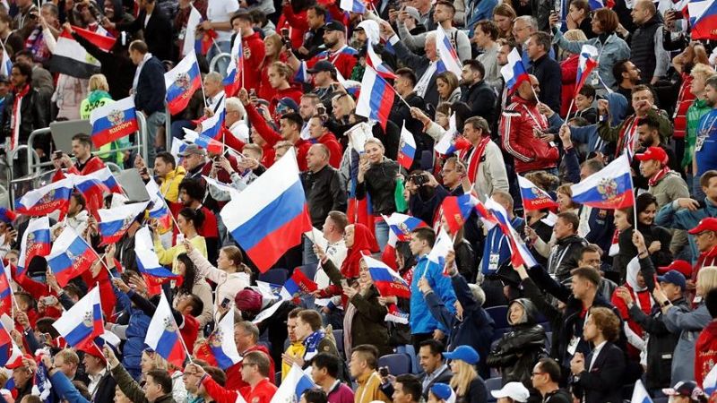 La FIFA obliga a Rusia a jugar fuera de su país y sin público los partidos como local, sin himno ni bandera