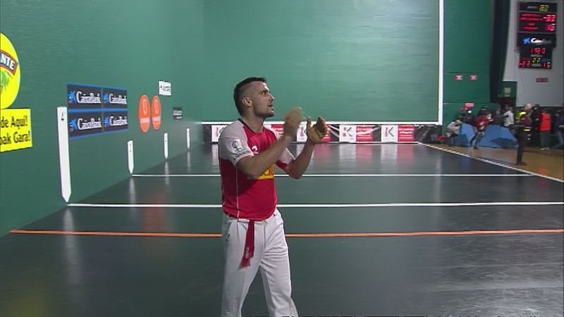 Oinatz Bengoetxea: la retirada de uno de los grandes de la pelota