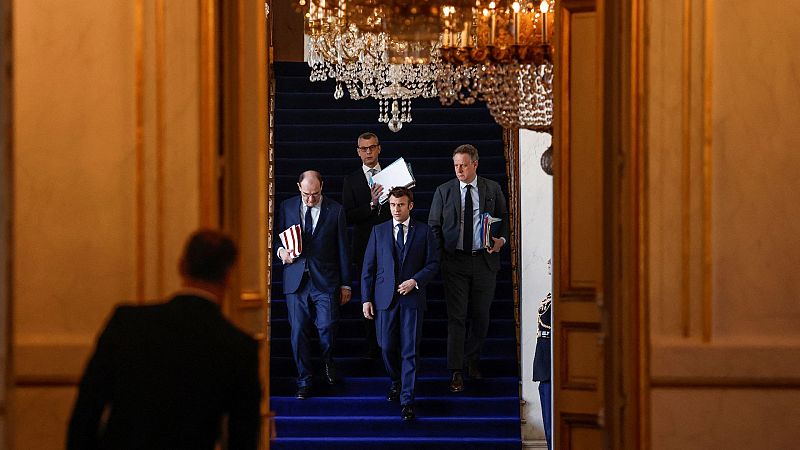Macron advierte que "lo peor está por llegar" en Ucrania tras mantener una conversación telefónica con Putin
