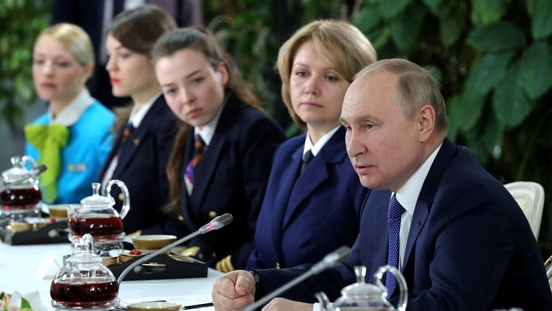 Putin compara las sanciones de Occidente con "una declaración de guerra"