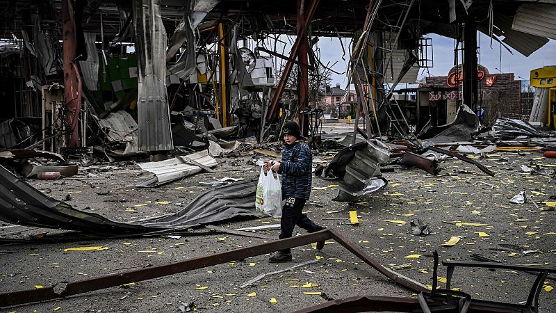 Fracasa el segundo intento de evacuación de civiles en Mariúpol mientras Rusia recrudece su ofensiva en el sur