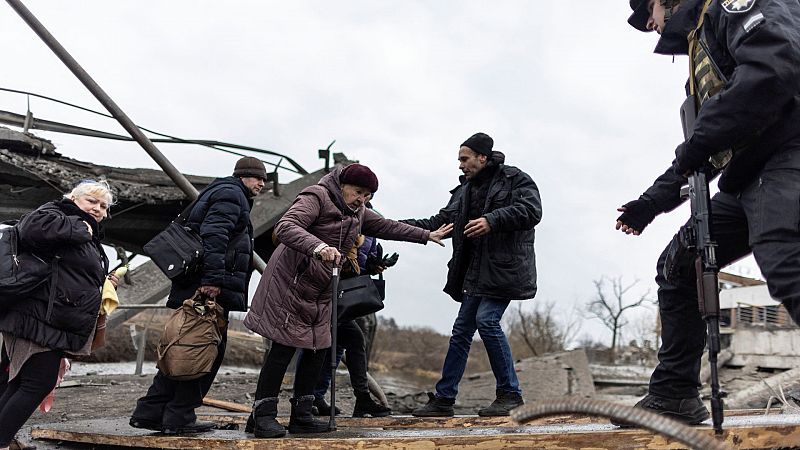 Ucrania denuncia que los corredores humanitarios anunciados por Moscú llevan a Rusia y Bielorrusia