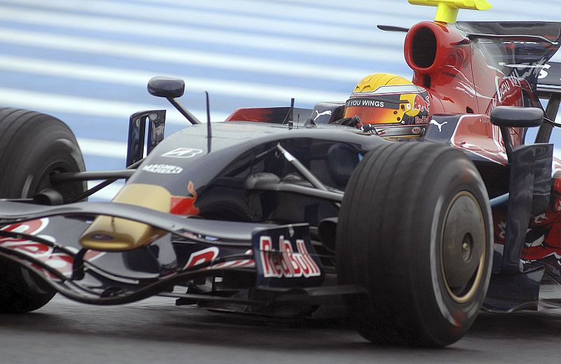 Buemi manda en Jerez