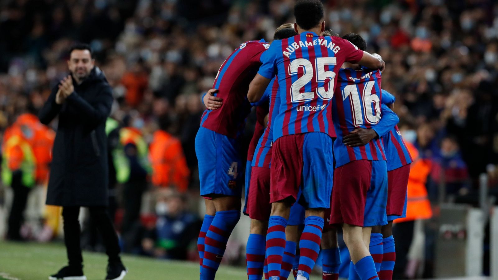 Laporta negocia un acuerdo privado del Barça con CVC