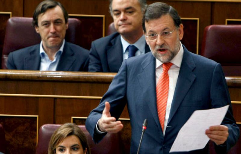 Zapatero replica a Rajoy que piense en los cambios que necesita el Partido Popular