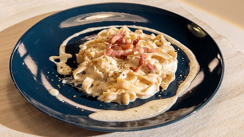 Aprende a preparar pasta fresca con crema de cebollas