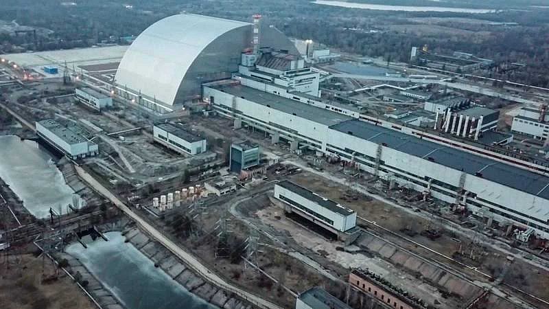 Ucrania pide un alto el fuego para reparar la central nuclear de Chernóbil, que se encuentra sin electricidad