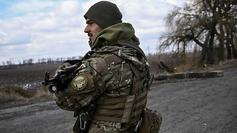Miles de extranjeros se van a luchar a Ucrania: "¿Peligroso? Sí, pero hay millones de personas en riesgo"