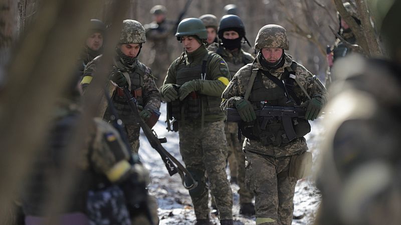 Rusia considera "objetivos legítimos" a los convoyes de los países que envíen armas a Ucrania