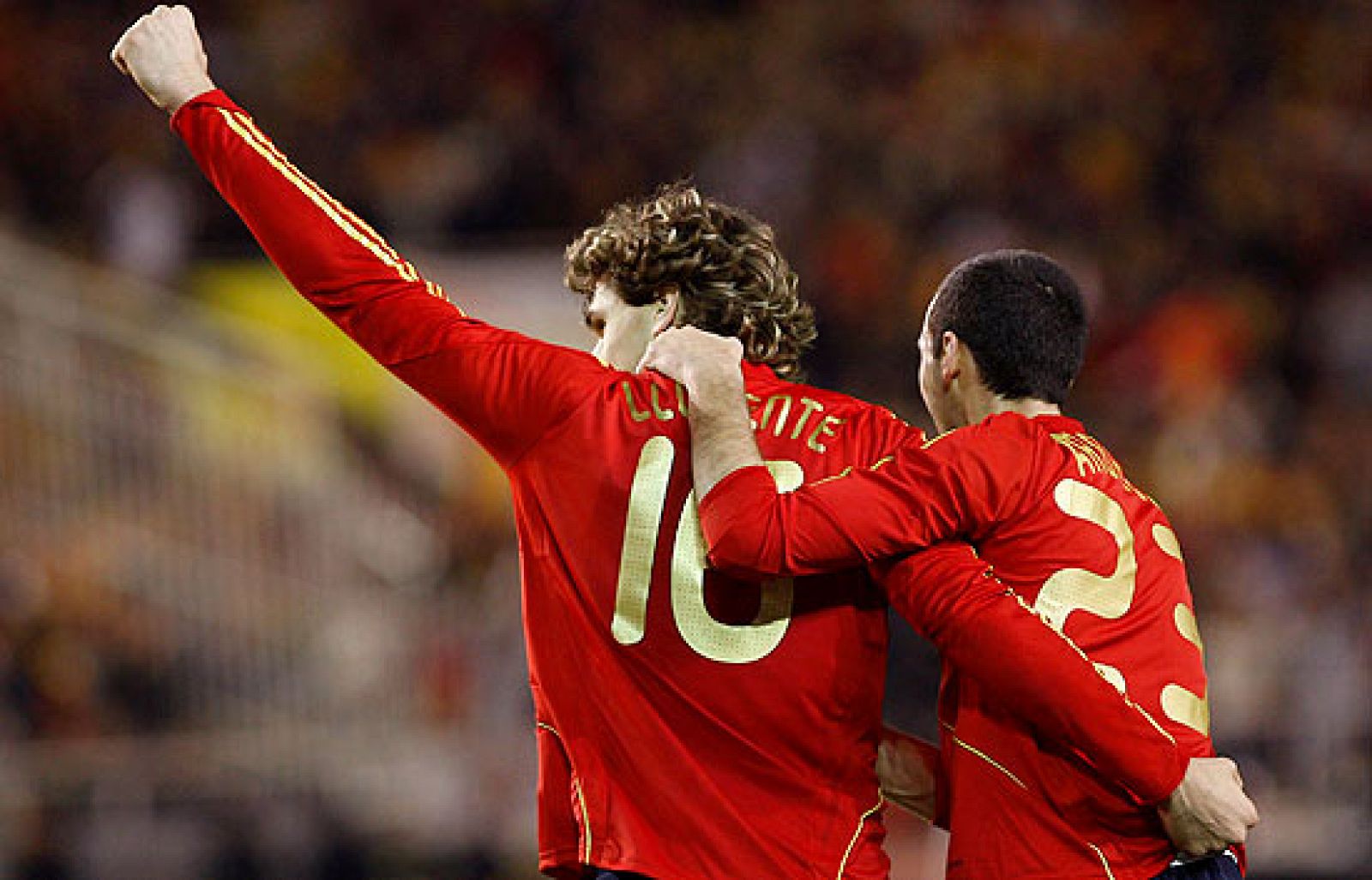 Llorente ha marcado su primer gol con la selección española y pocos minutos después se tuvo que retirar con una elongación muscular