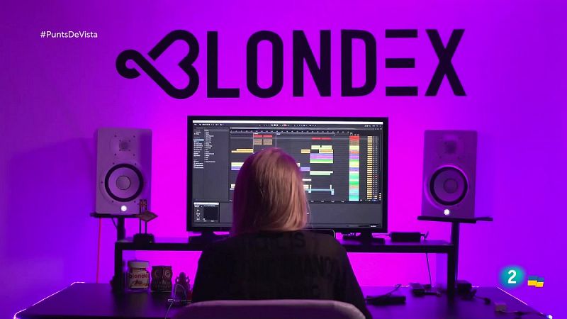 Blondex, la DJ gironina que ha triomfat a l'Índia