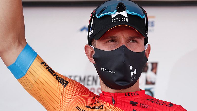 Sonny Colbrelli, hospitalizado por un fallo cardíaco tras el sprint de la primera etapa de la Volta