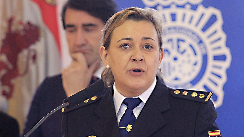 Cesada la comisaria de Policía en Pontevedra tras decir: "Ya les gustaría a algunas que las violase un antidisturbios"