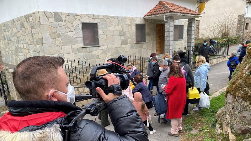 Asturias salva de la guerra a varias familias ucranianas con una iniciativa solidaria de la AEERS