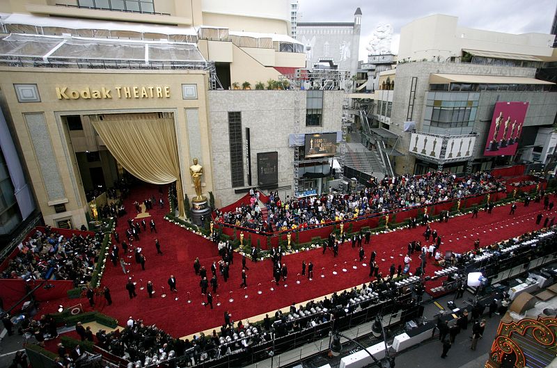 Por 20 millones de rupias: Los Oscar 2009 serán recordados como...