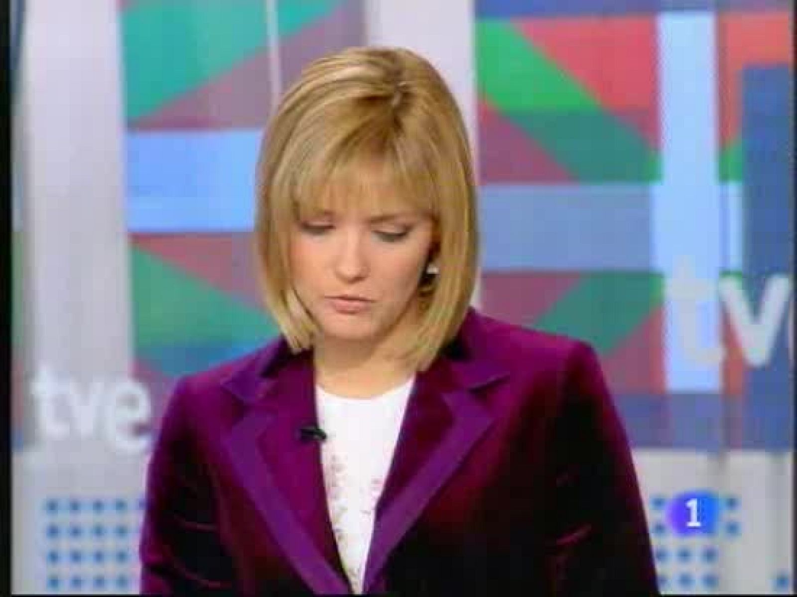 Ibarretxe escucha las preocupaciones de los jóvenes | Ver