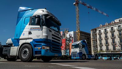 Las mañanas de RNE con Íñigo Alfonso - Acuerdo con el transporte: habrá bonificación de 20 céntimos por litro - Escuchar ahora