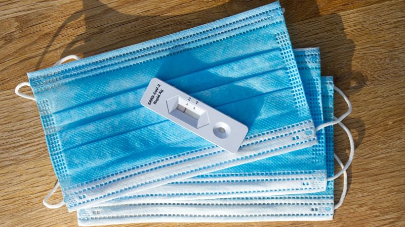 Nova estrategia COVID: què he de fer si dono positiu?