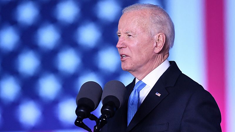 Biden augura una guerra larga en Ucrania y manda un mensaje a los rusos: "Putin no puede permanecer en el poder"