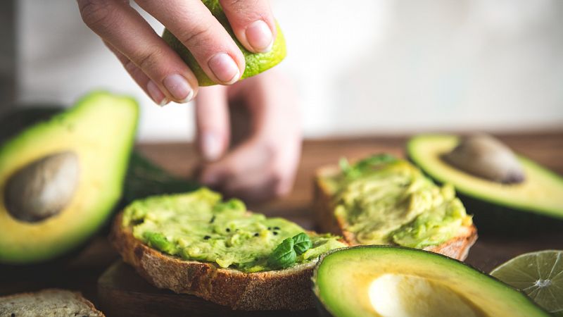 Comer dos porciones de aguacate a la semana reduce el riesgo de enfermedad cardiovascular