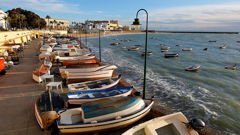 Cdiz, viga del mar y las culturas