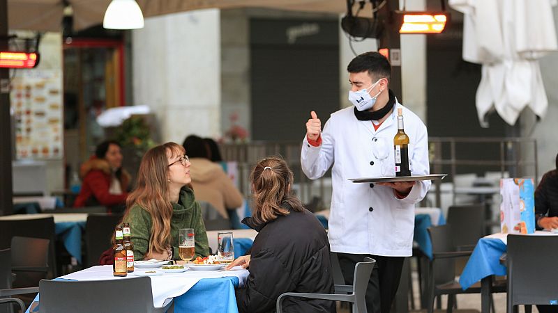 La tasa de desempleo de la eurozona cayó hasta el 6,8% en febrero, su menor dato desde 1998