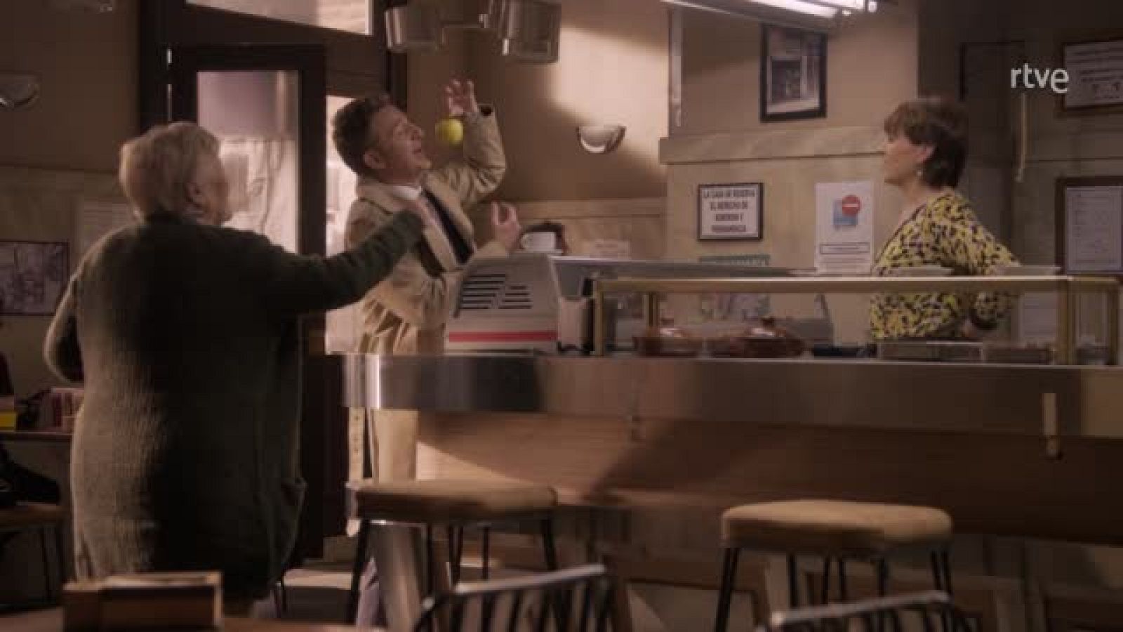 Juanjo Artero y María Garralón se encuentran | Ver