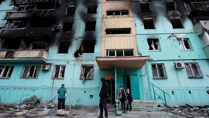 Rusia anuncia su ofensiva final sobre Mariúpol y Ucrania pide evacuar el Donbás