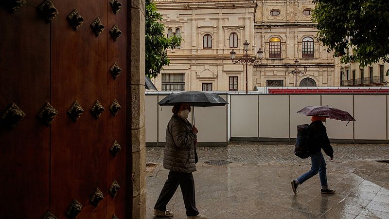 Una borrasca dejará lluvias al inicio de la Semana Santa, que darán paso a tiempo estable a partir del miércoles