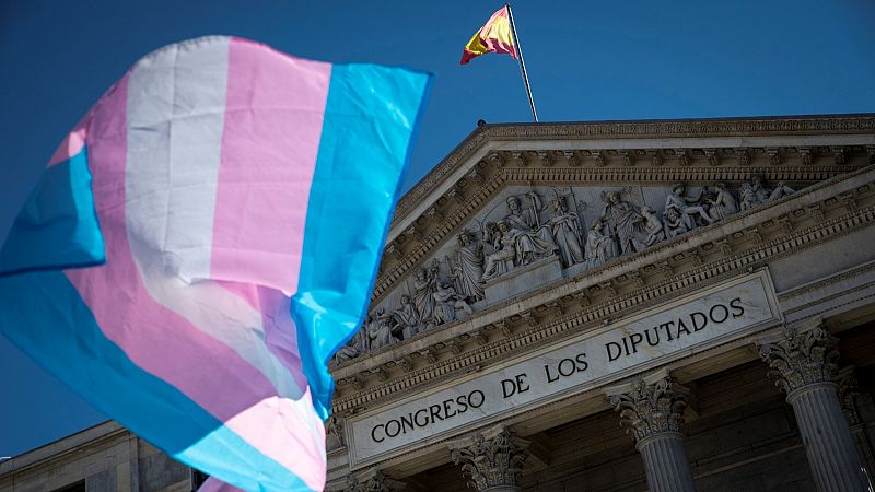 El CGPJ advierte en su borrador que la ley trans "contradice" el derecho a la igualdad y tiene "ciertas disfunciones"