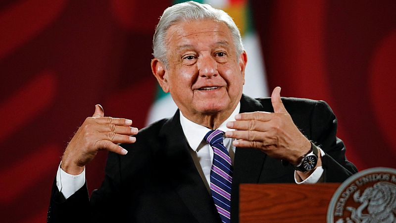 López Obrador obtiene el apoyo para seguir como presidente, pero la participación no llega al mínimo necesario