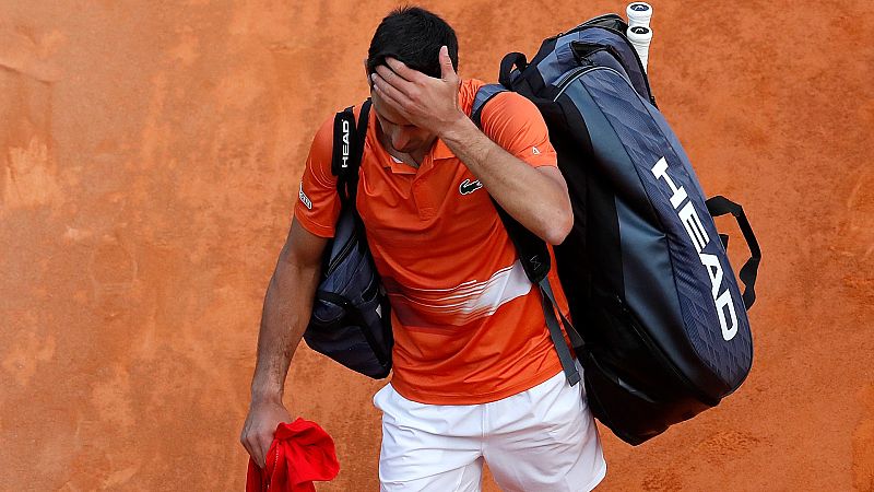 Djokovic se estrella ante Davidovich en su regreso