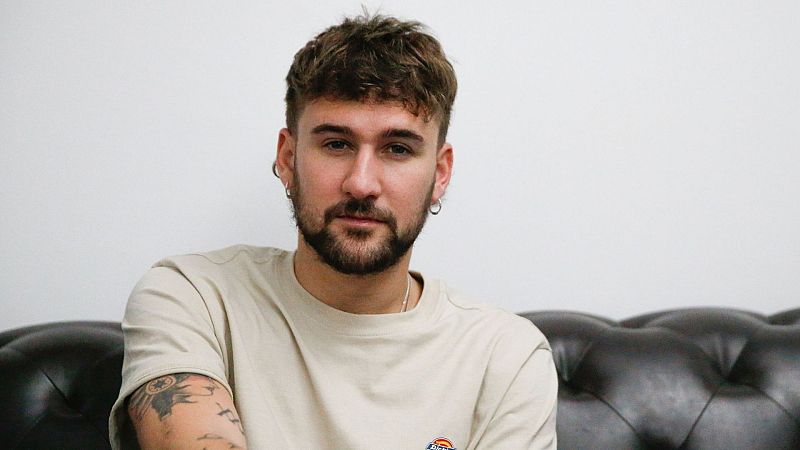 La dicotomía de Dani Fernández resuelta en 11 canciones