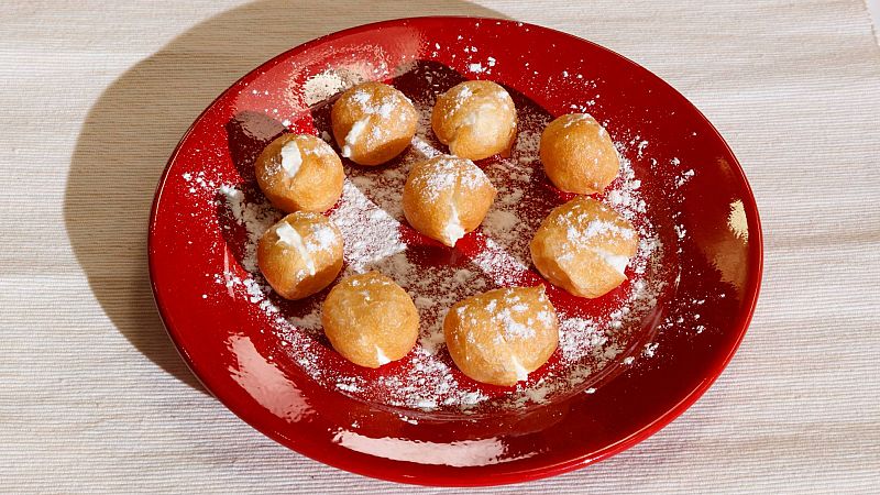 Receta de buñuelos de viento rellenos