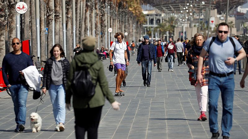 España recupera más de 50.000 empadronados gracias a la población extranjera tras la caída de 2020 por la COVID
