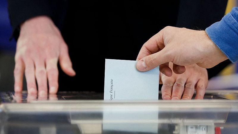 La abstención se sitúa en el 27,6% y es la más alta en los últimos 50 años en Francia
