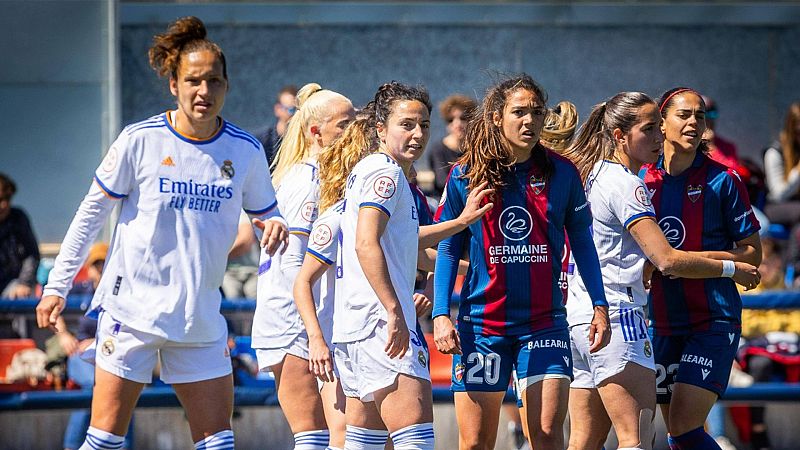 El Real Madrid remonta al Levante y jugará las semifinales de la Copa de la Reina