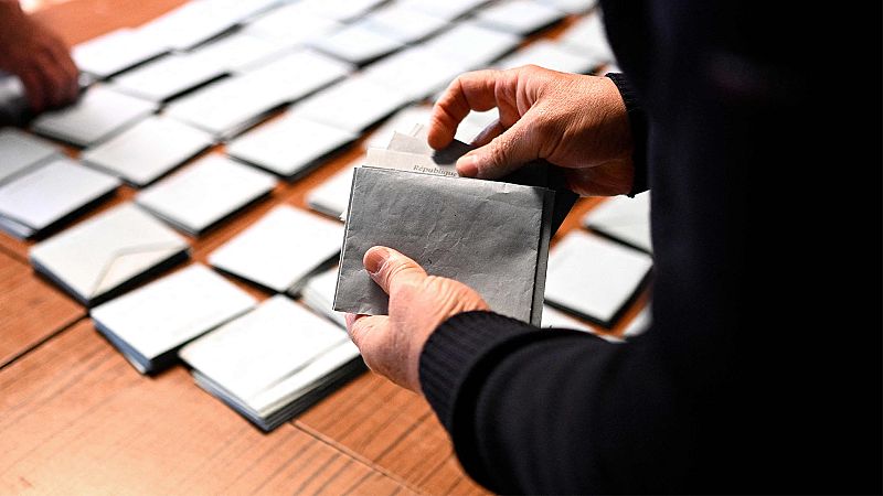 Los 13 millones de franceses que se han quedado en casa: así es la Francia descontenta