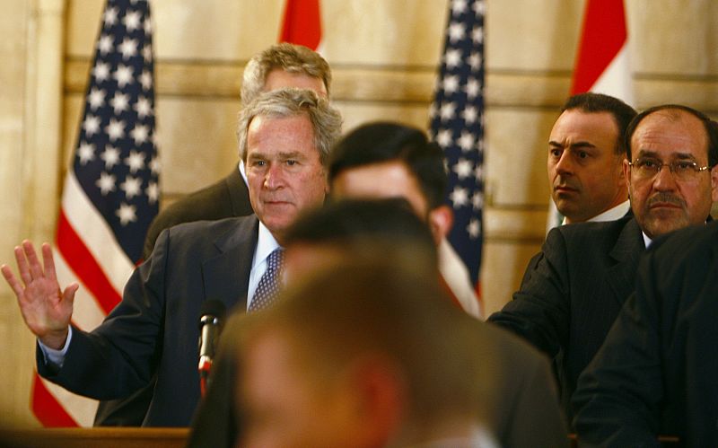 El juicio por el zapatazo a Bush será el 12 de marzo