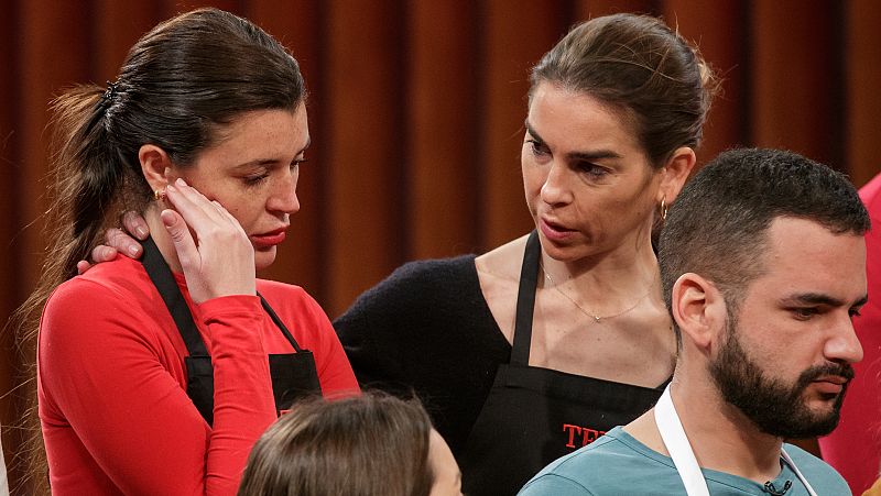 En MasterChef 10 ya vuelan los cuchillos: "A ti lo que te falta es humildad"