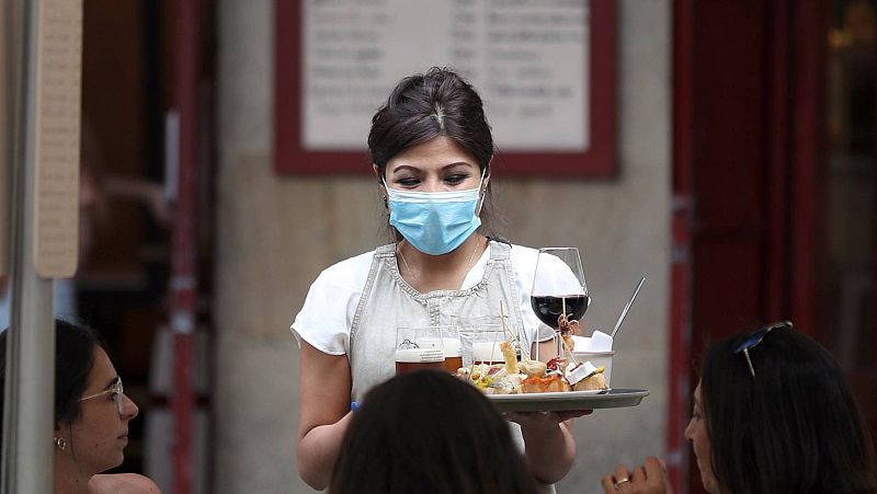 España pierde 100.200 empleos en el primer trimestre y el paro crece en 70.900 personas hasta el 13,65 %