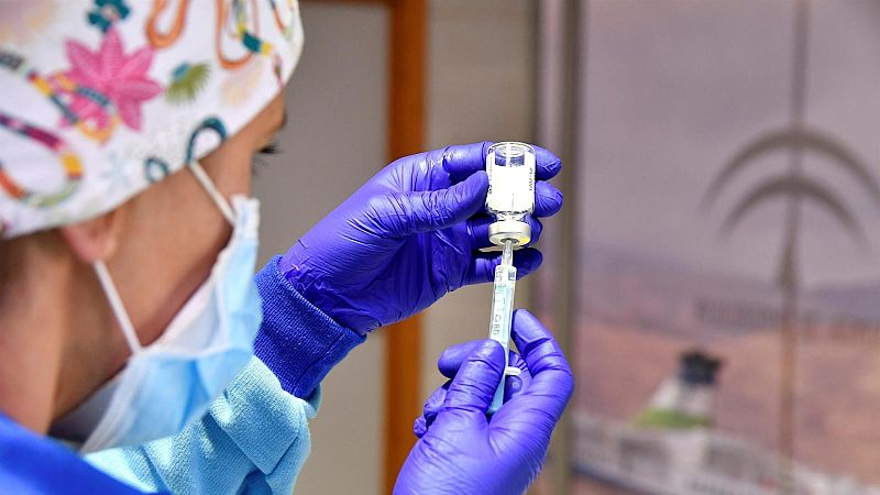 La pandemia reduce las rentas de las mujeres un 4 % más que las de los hombres, según el Consejo Económico y Social