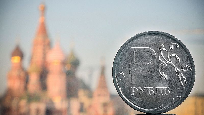 La economía rusa se contraerá entre un 8 % y un 10 % este año por las sanciones